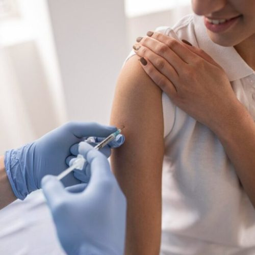 Vacina contra Influenza Tetravalente 2026 já está disponível no Quali – Delivery da Saúde.