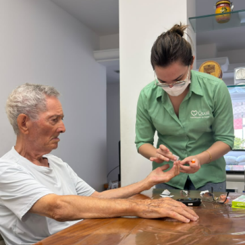 QualiCare: o cuidado com quem você ama começa dentro de casa.