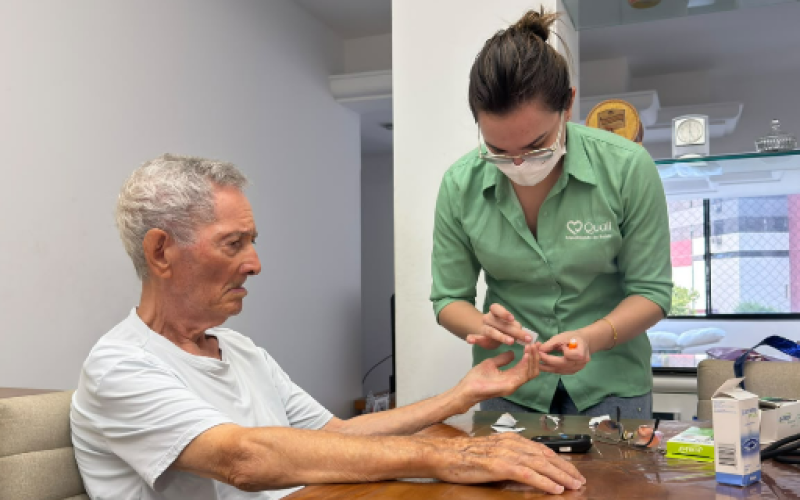 QualiCare: o cuidado com quem você ama começa dentro de casa.